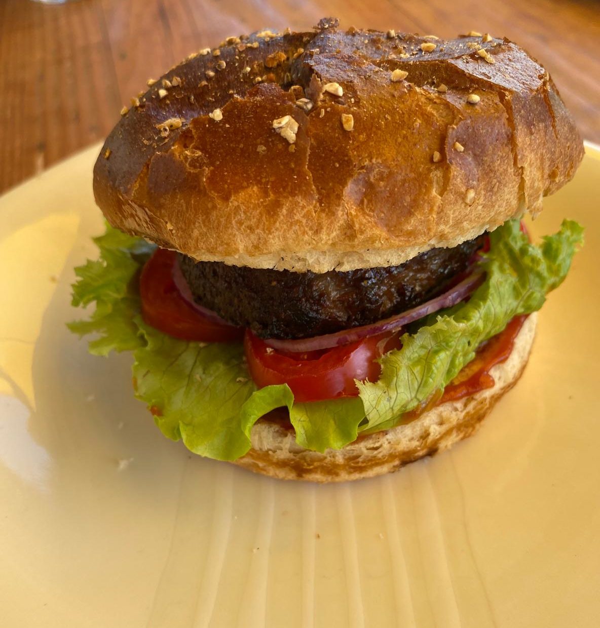 Featured image for “Wagyu-Burger und Würstl zur Grillsaison im Angebot!”